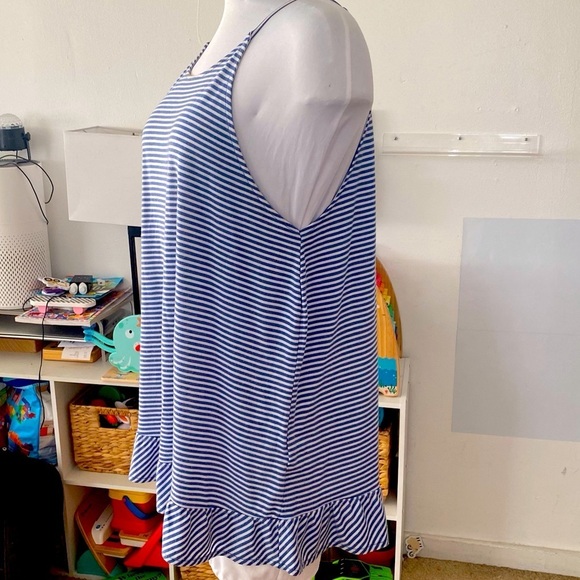 6 for$20♥️ Secret Treasure blue and white slightly halter top - Picture 4 of 8